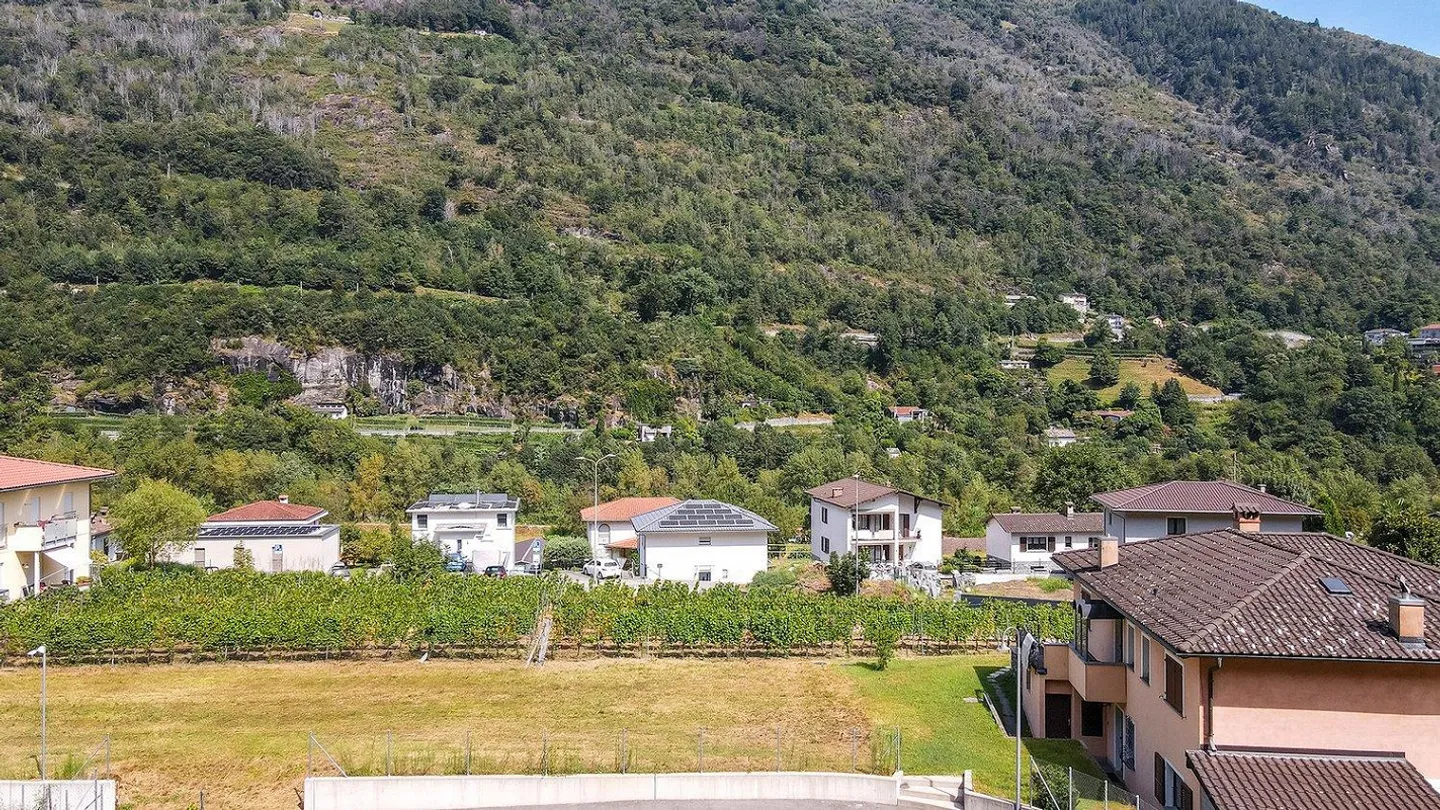 Centovalli, terrain constructible dans une zone résidentielle - Photo 5 sur 13