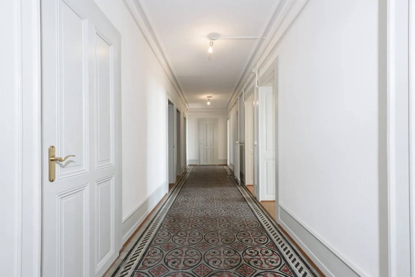 Atemberaubender Blick auf den See - Foto 10 von 11