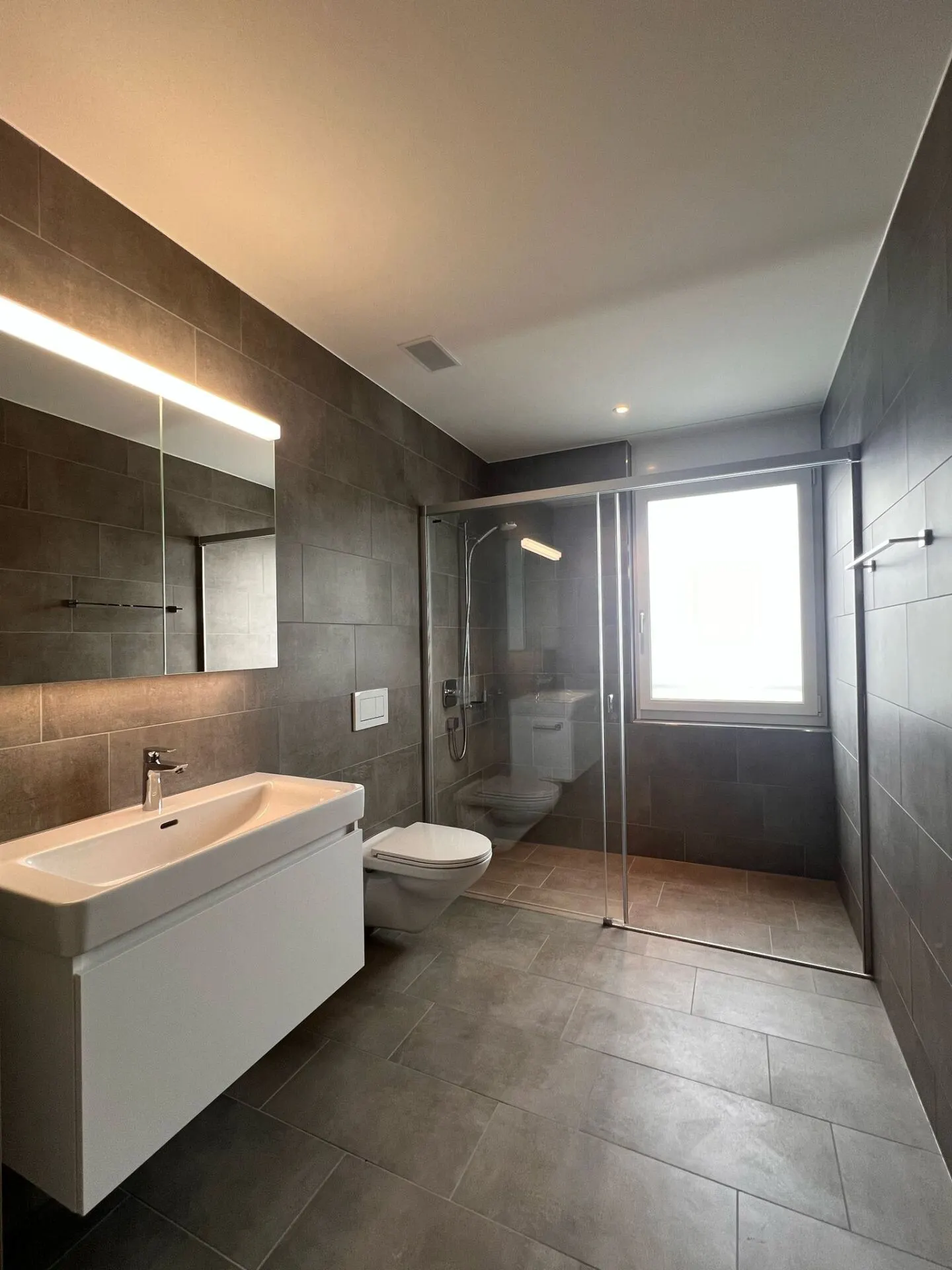 Bright 2.5-room apartment in Honau - Photo 6 of 7