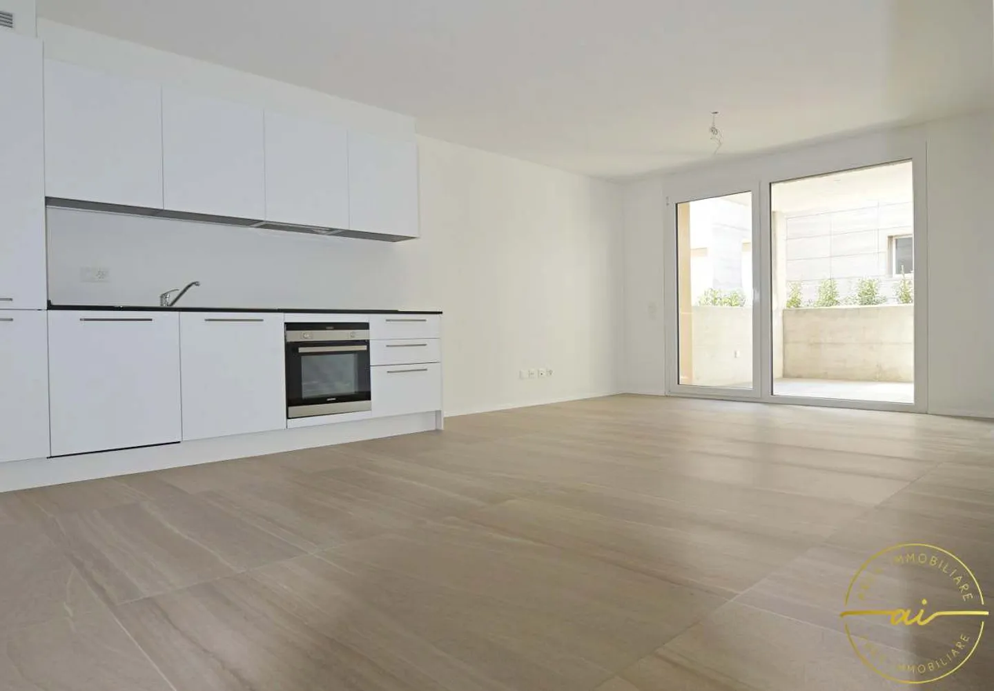 Affascinante appartamento di 2,5 locali con terrazza a Balerna - Foto 1 di 6