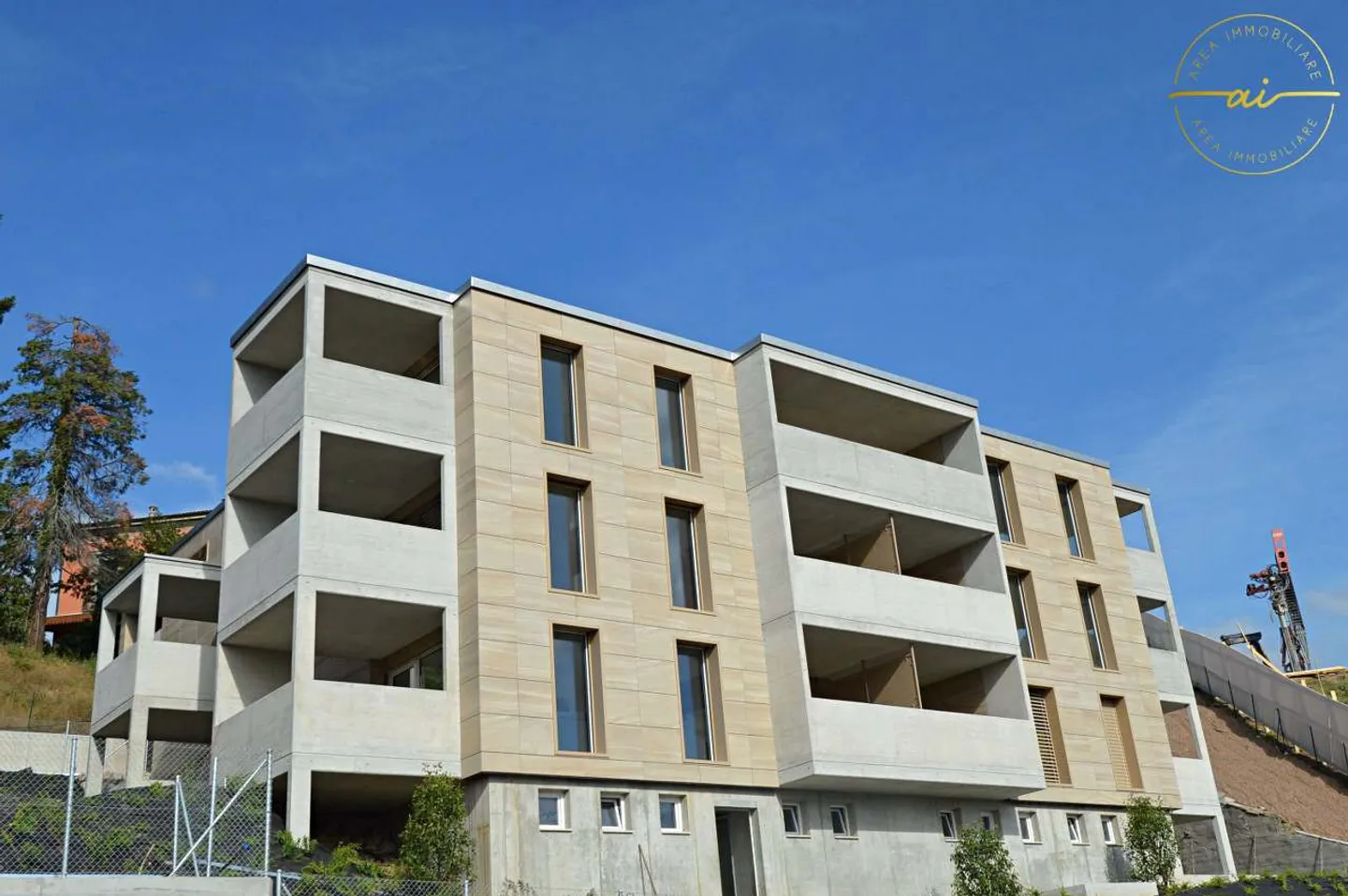 Affascinante appartamento di 2,5 locali con terrazza a Balerna - Foto 3 di 6