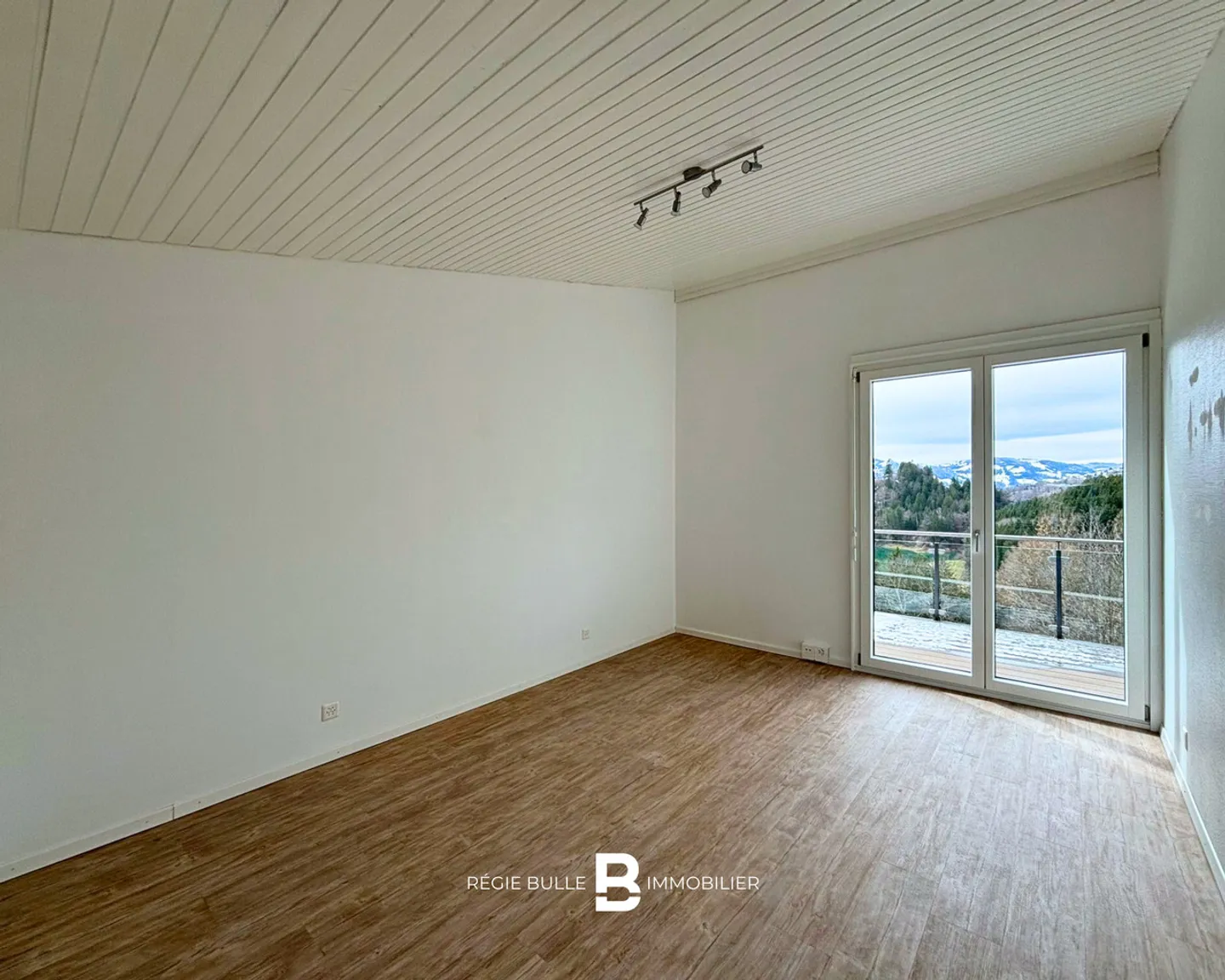 Charmey - Superb 4.5 room apartment for rent - Photo 9 of 13