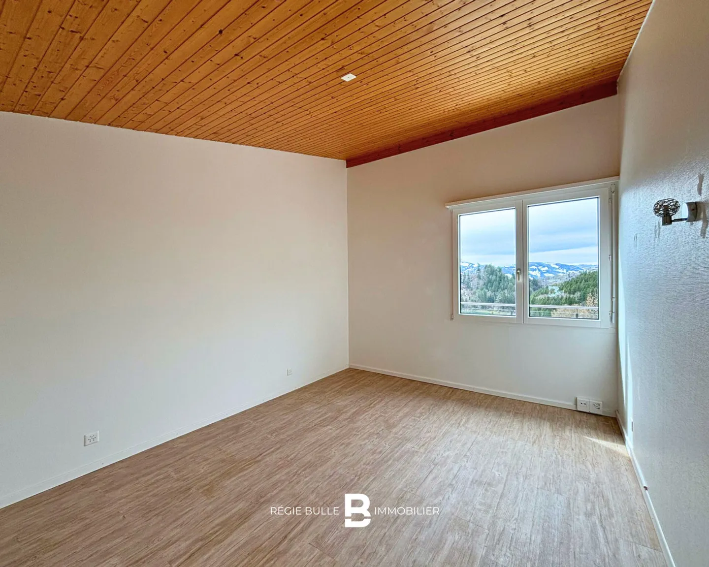 Charmey - Superb 4.5 room apartment for rent - Photo 10 of 13