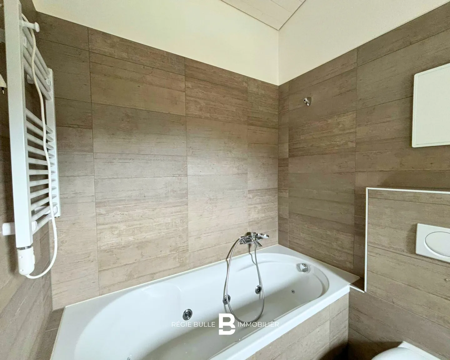 Charmey - Superb 4.5 room apartment for rent - Photo 13 of 13