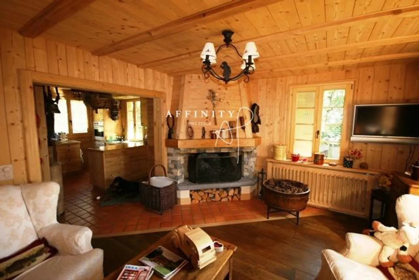 Chalet with Mountain View - Photo 4 of 8