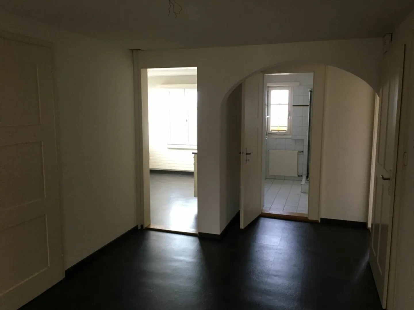 4.5 Zimmer - Dachwohnung im Dachgeschoss - Foto 7 di 13