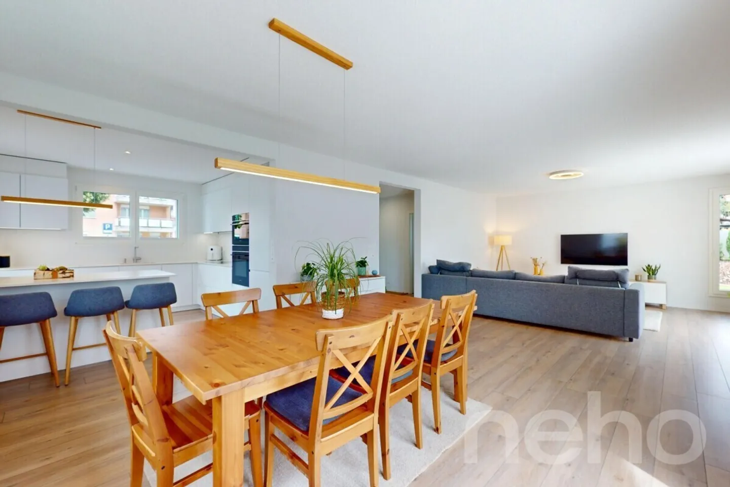 VILLA CONTEMPORANEA CON FINITURE CURATE IN UN CONTESTO FAMILIARE - Foto 4 di 9