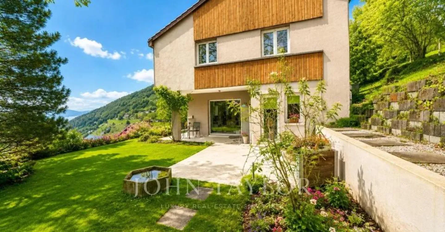 Charming Semi-Detached Villa - Photo 12 of 12