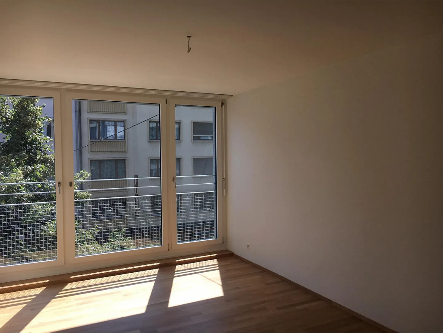 Appartement lumineux de 2,5 pièces directement au Spalentor - Photo 6 sur 10