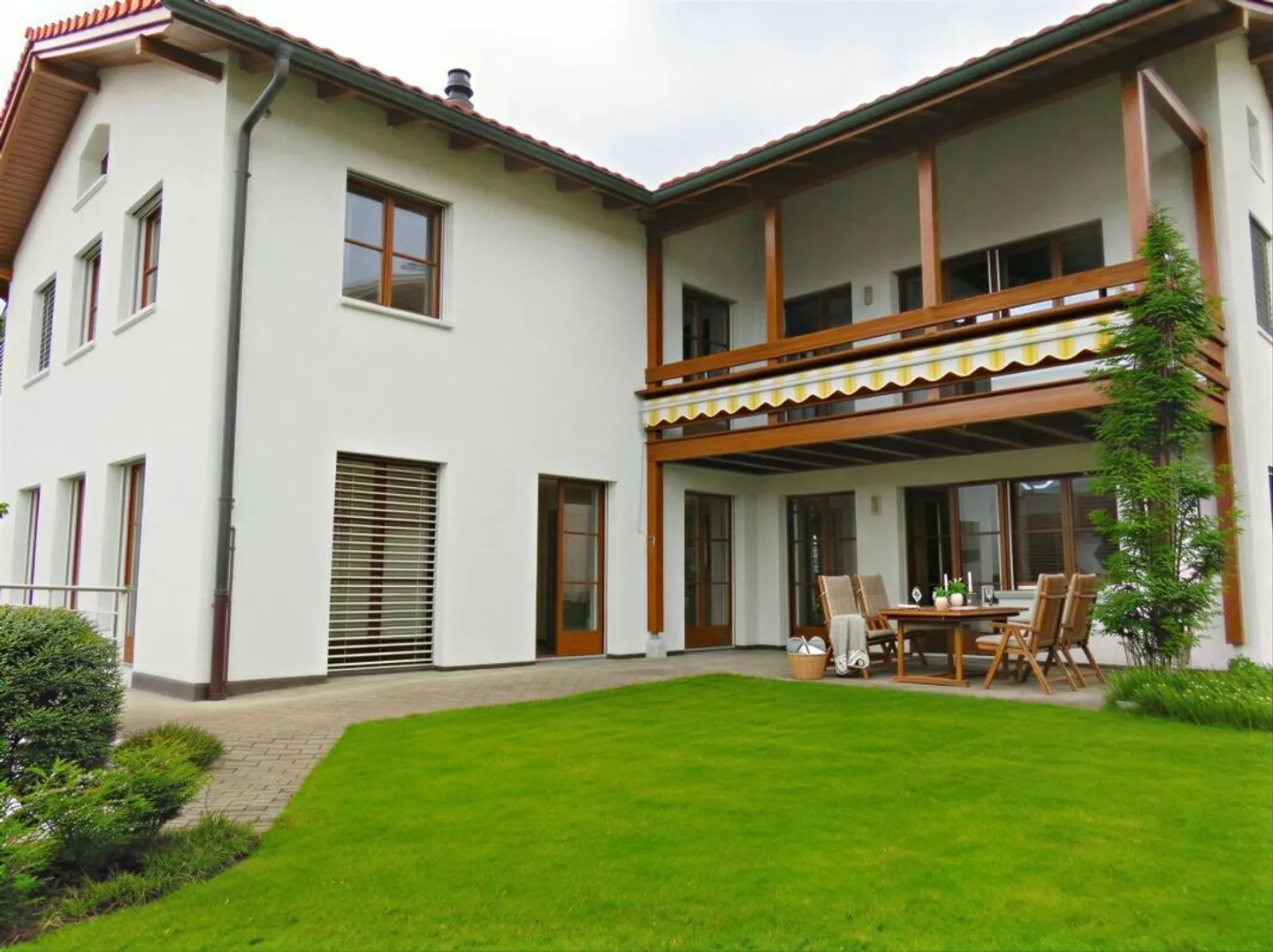 MAISON INDIVIDUELLE DE 6,5 PIÈCES - Photo 2 sur 11