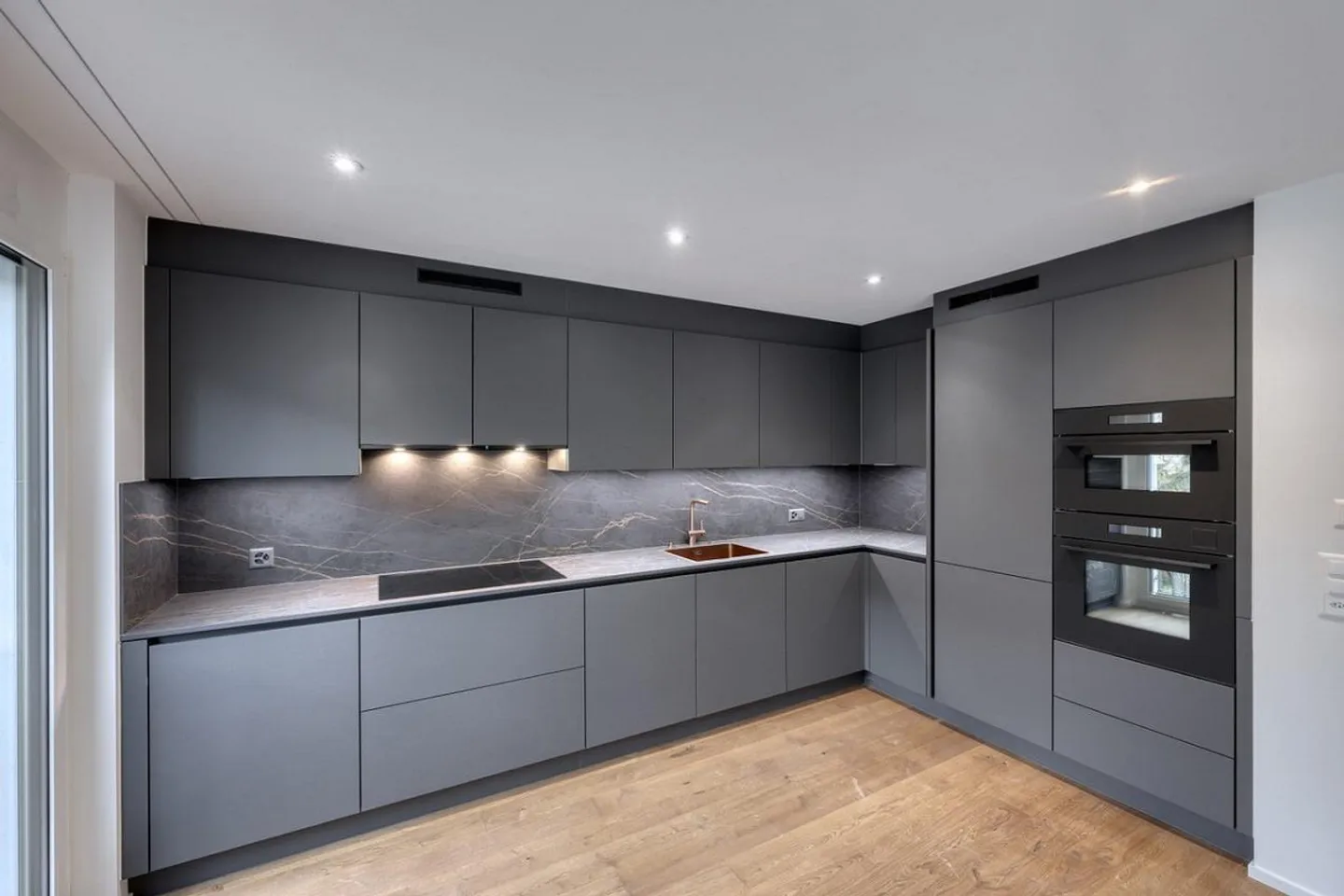 Appartement de rêve 3,5 pièces avec vue sur le lac et jardin - Photo 4 sur 5