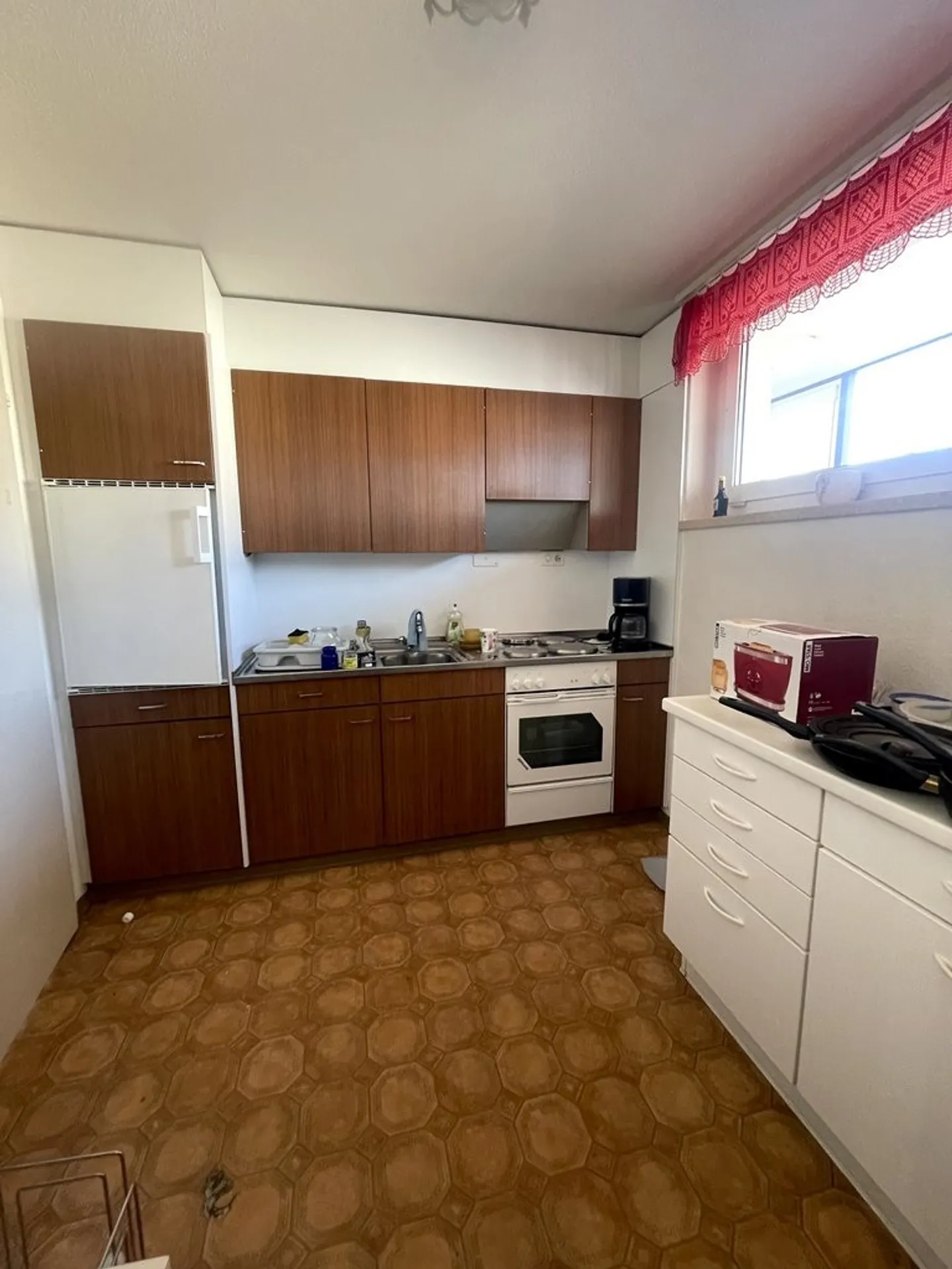 Appartement ensoleillé, bien entretenu et spacieux ! - Photo 3 sur 7