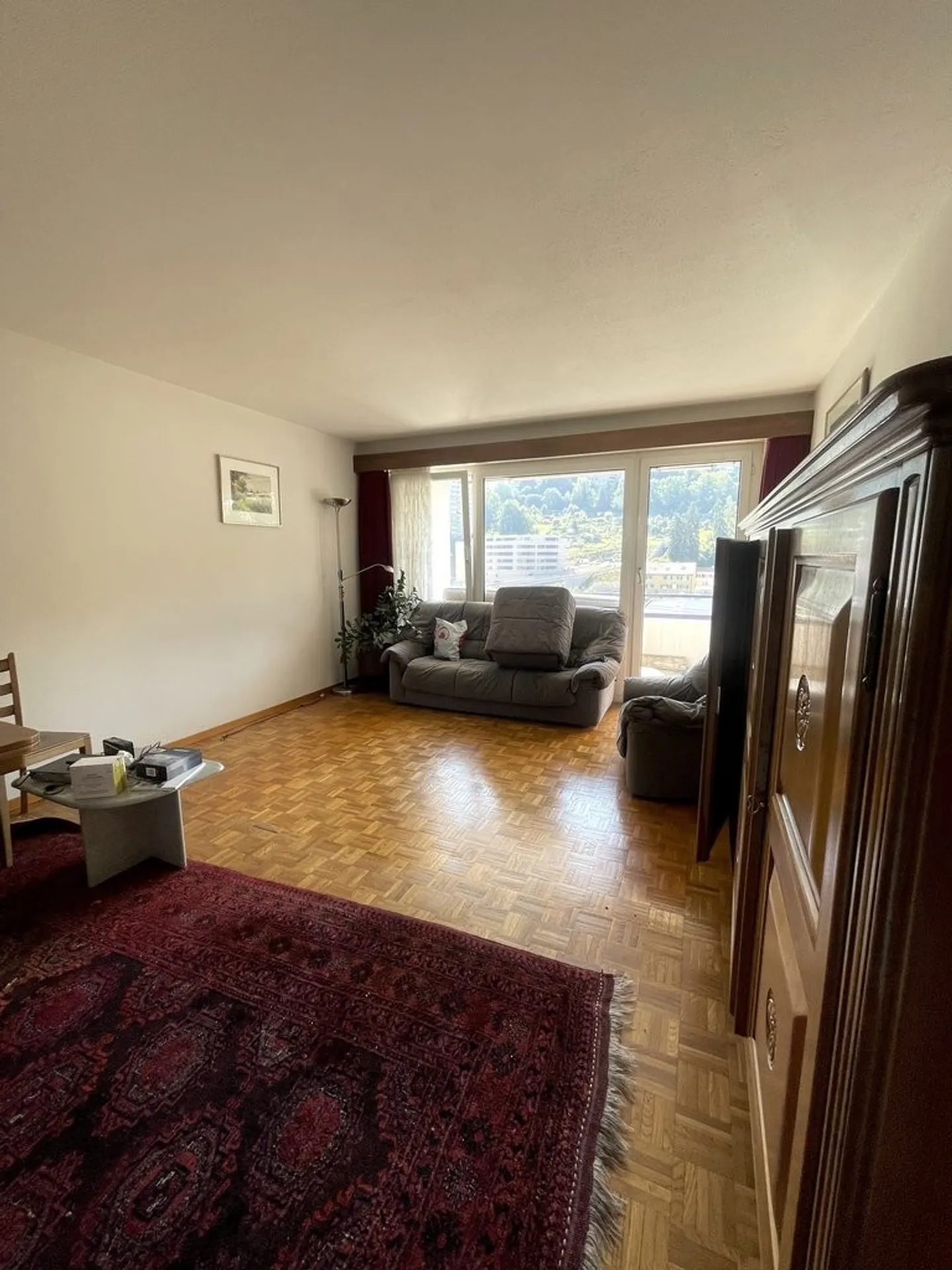 Appartement ensoleillé, bien entretenu et spacieux ! - Photo 2 sur 7