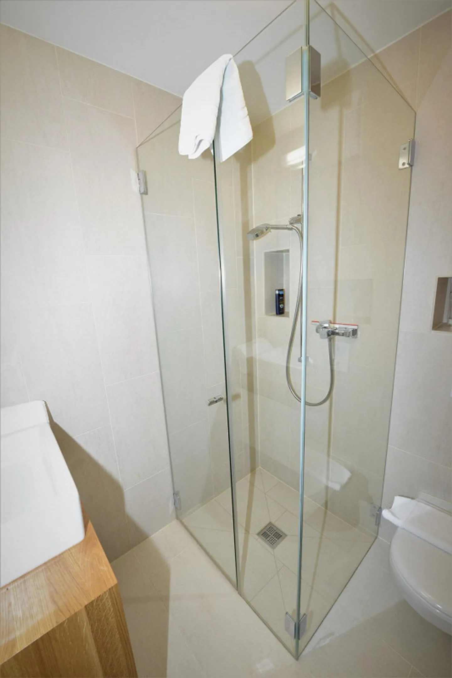 Beautiful Holiday Apartment in Central Location in Valbella - Photo 11 of 15
