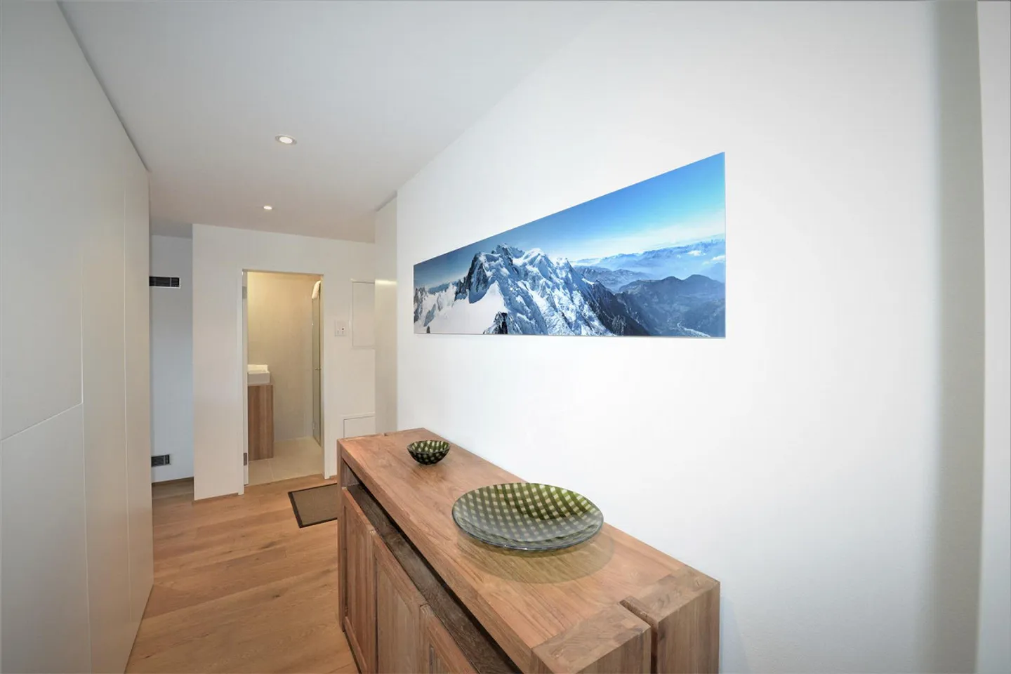 Beautiful Holiday Apartment in Central Location in Valbella - Photo 12 of 15