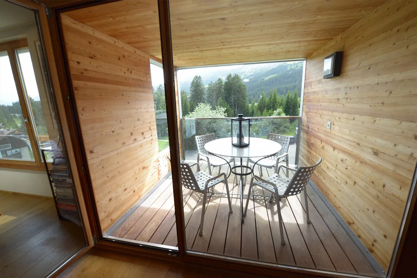 Beautiful Holiday Apartment in Central Location in Valbella - Photo 13 of 15