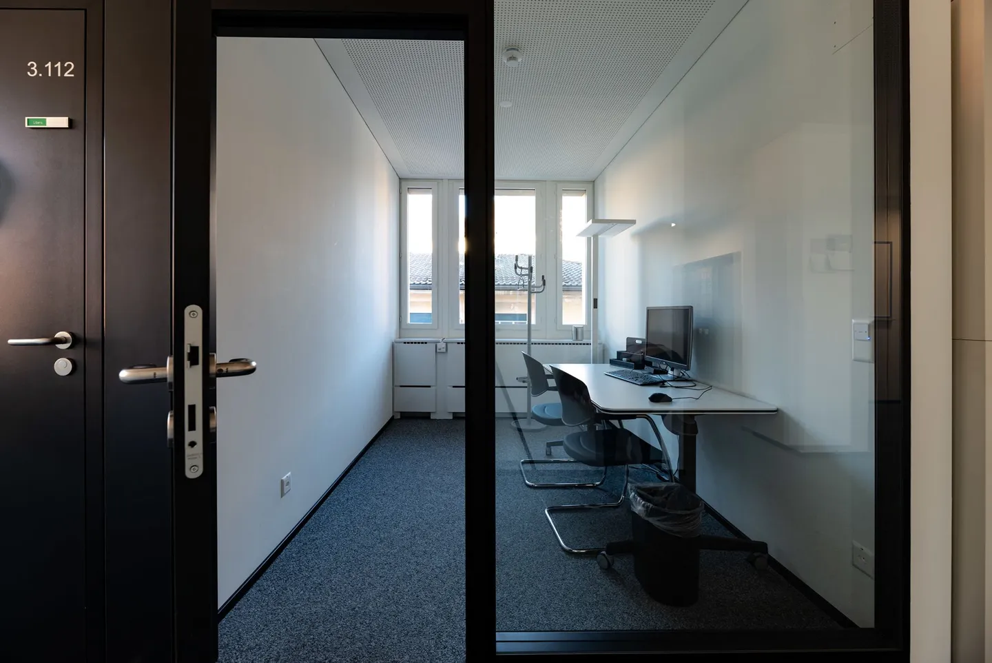 Espace de bureau attrayant - Photo 3 sur 13