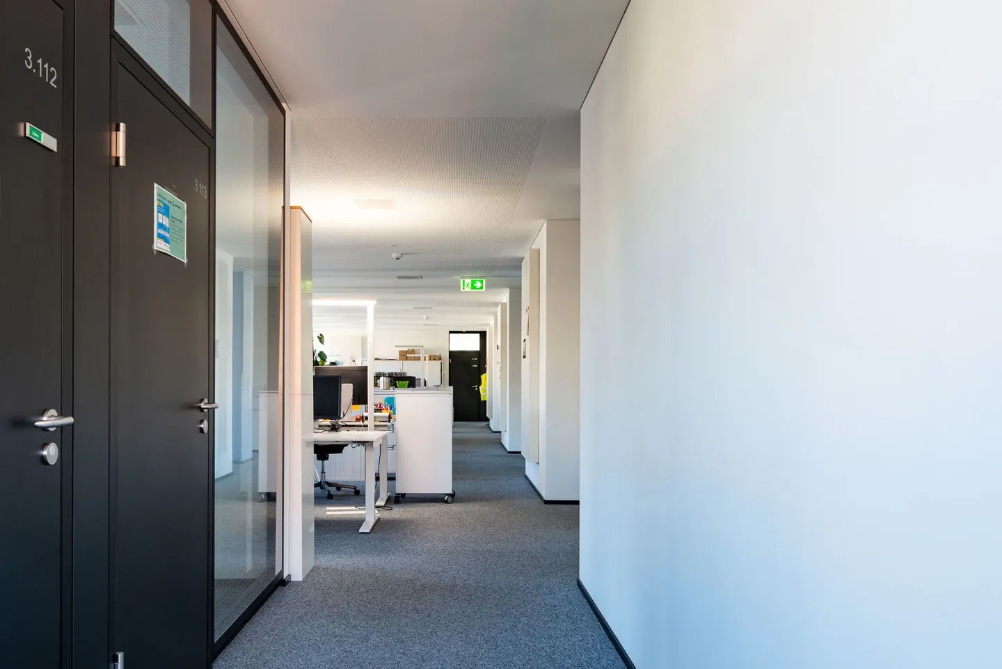 Espace de bureau attrayant - Photo 8 sur 13