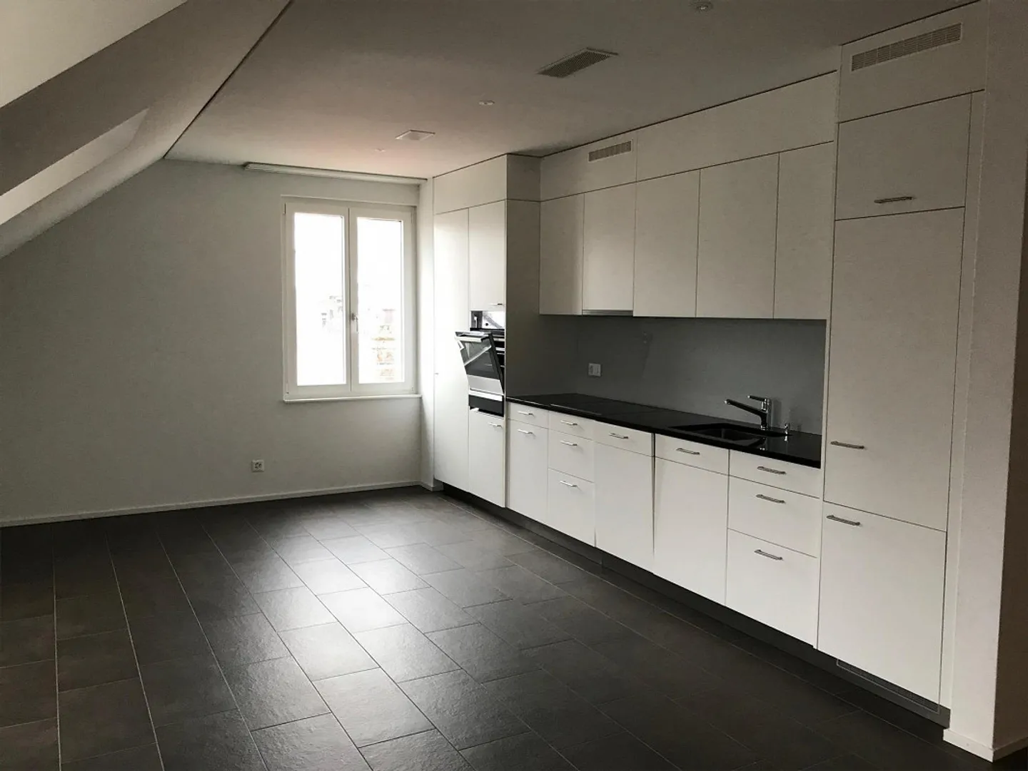 Bella appartamento di 2 1/2 stanze in affitto - Foto 4 di 10