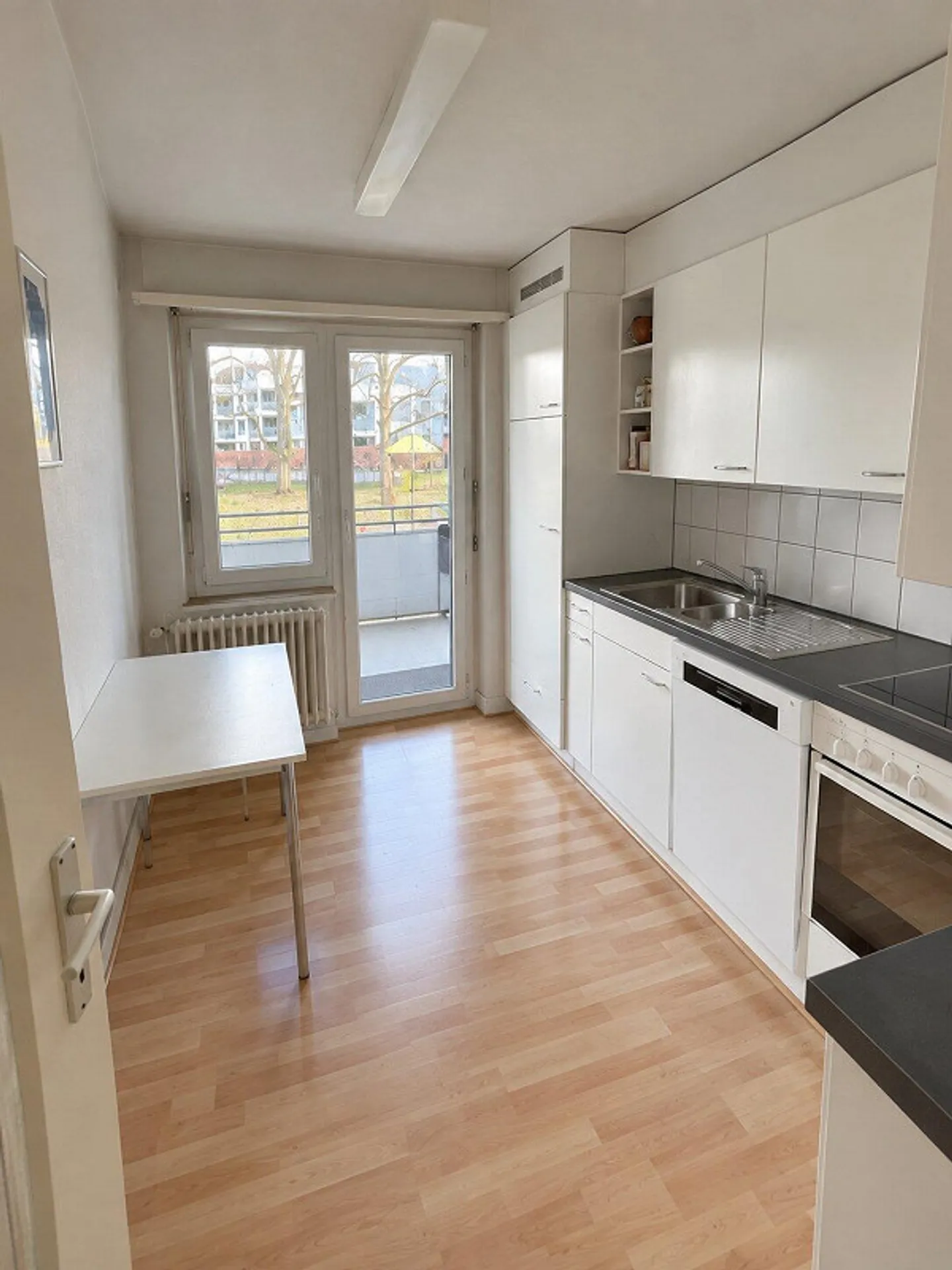 3-Zimmerwohnung mitten in Steinhausen - Foto 2 von 7