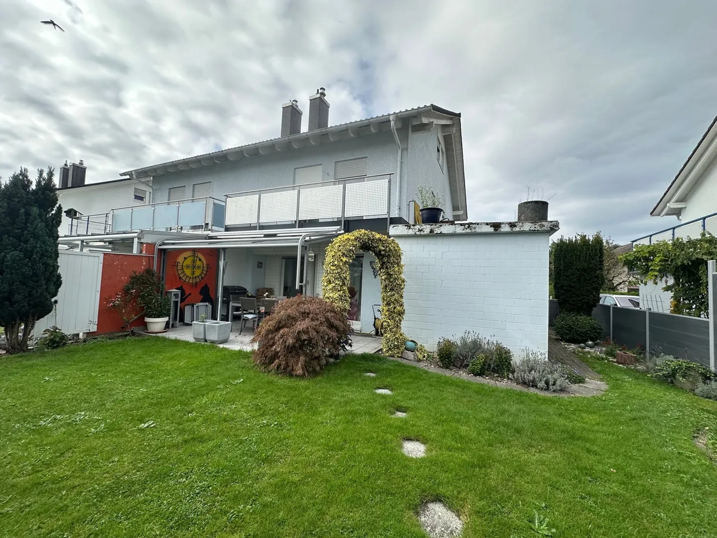 RISERVATO - Incantevole casa duplex di 5,5 stanze con giardino a Suhr (AG) - Foto 12 di 13