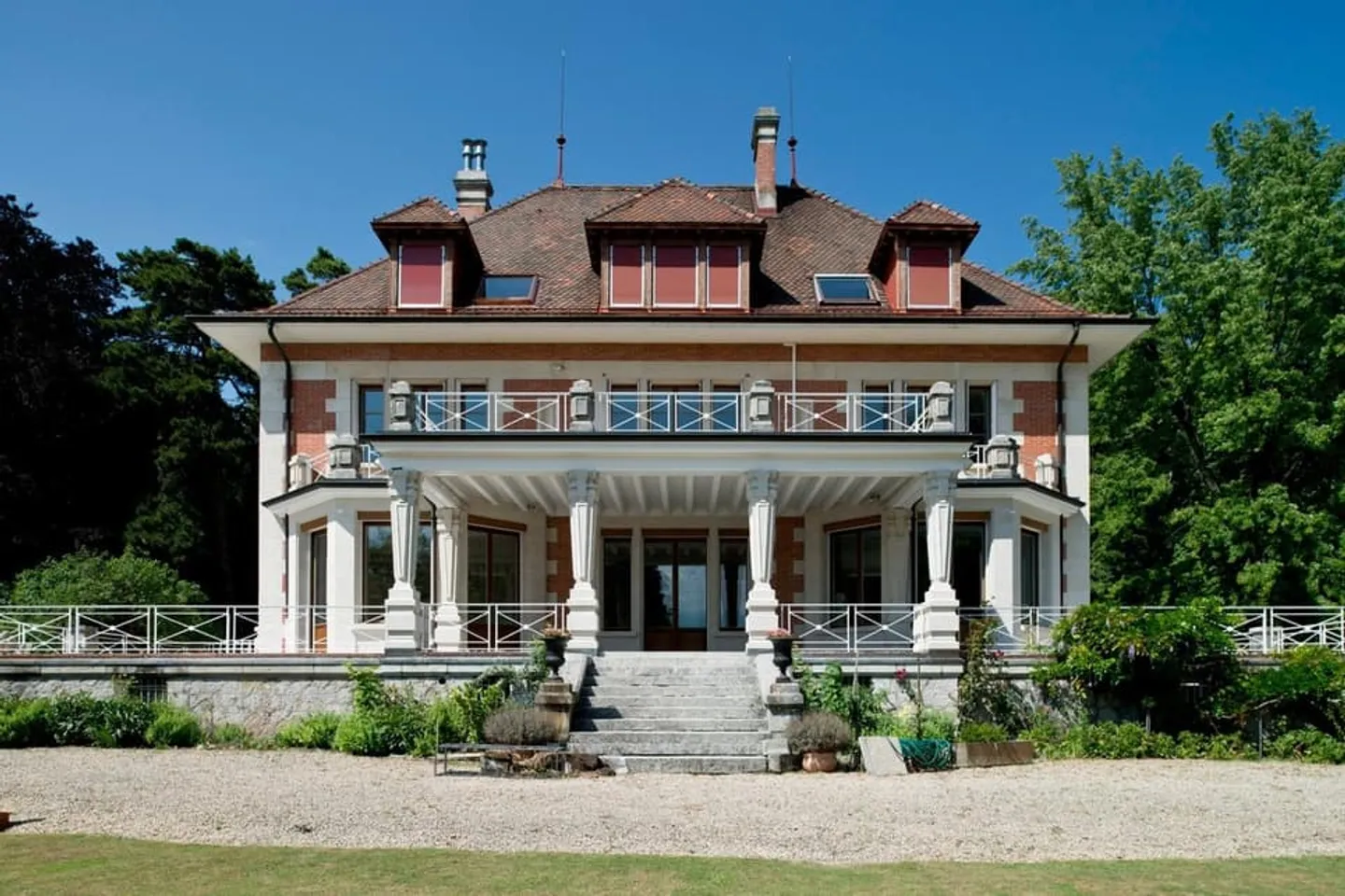 Magnifique villa avec vue lac - Photo 3 sur 7