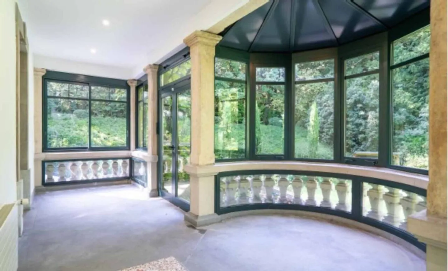 Charmantes Stadthaus in grüner Oase - Foto 3 von 12