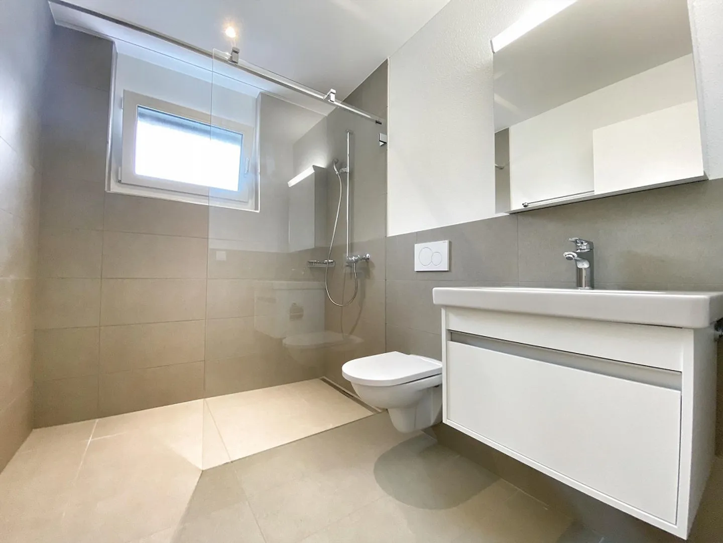 Appartement moderne et confortable de 3½ pièces dans la verdure - Photo 8 sur 8