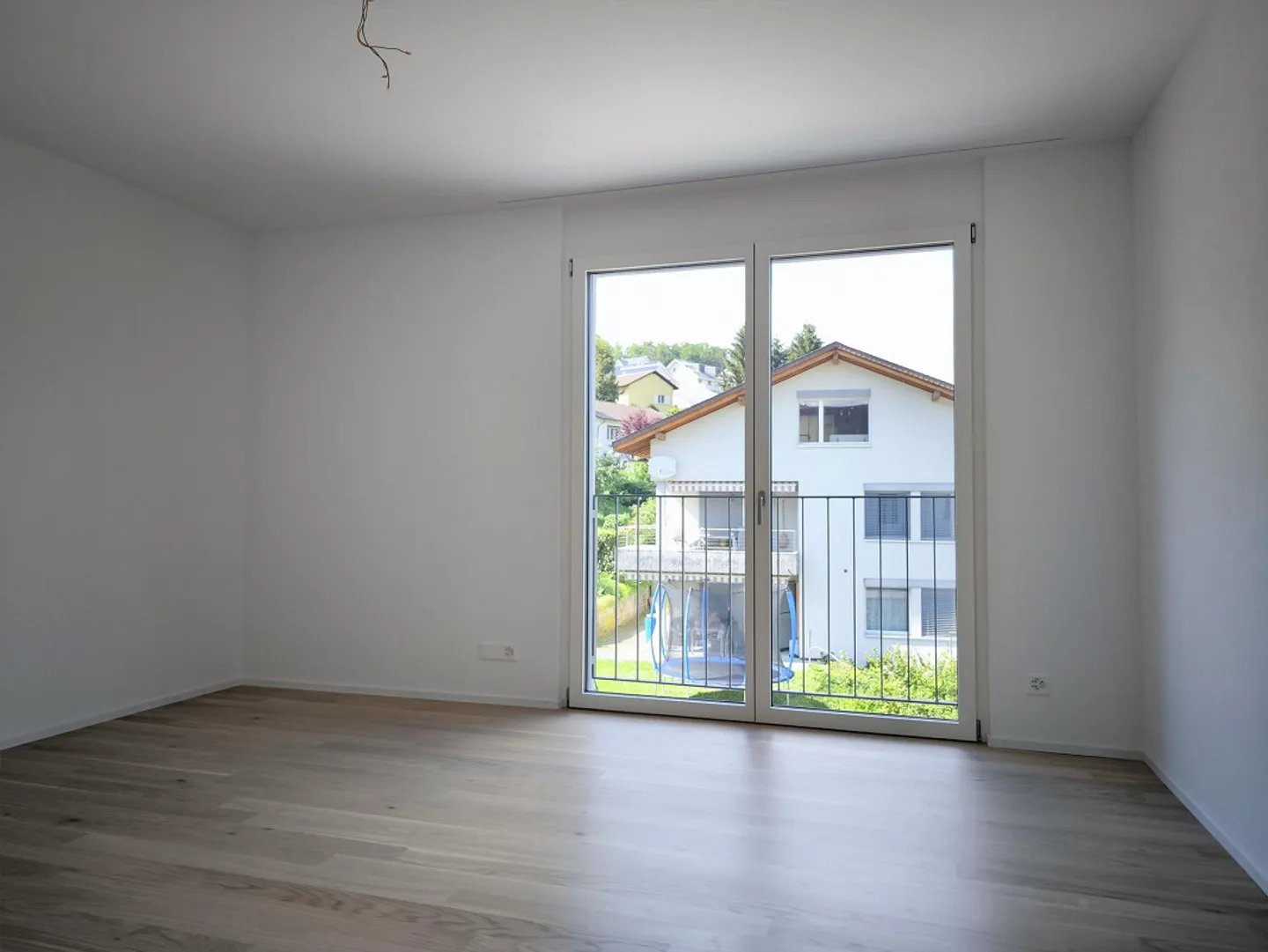Moderne 4.5-Zimmer-Wohnung mit Terrasse - Foto 13 von 17