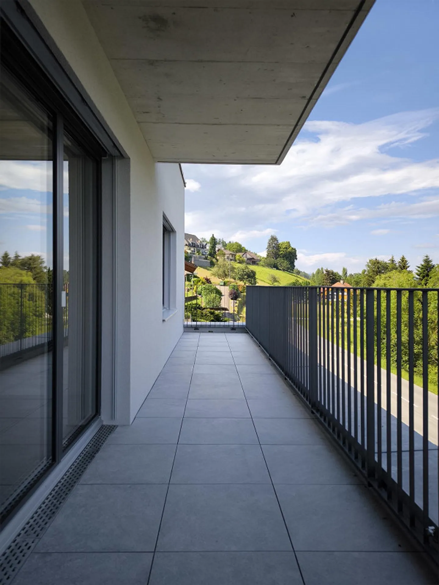 Moderne 4.5-Zimmer-Wohnung mit Terrasse - Foto 17 von 17
