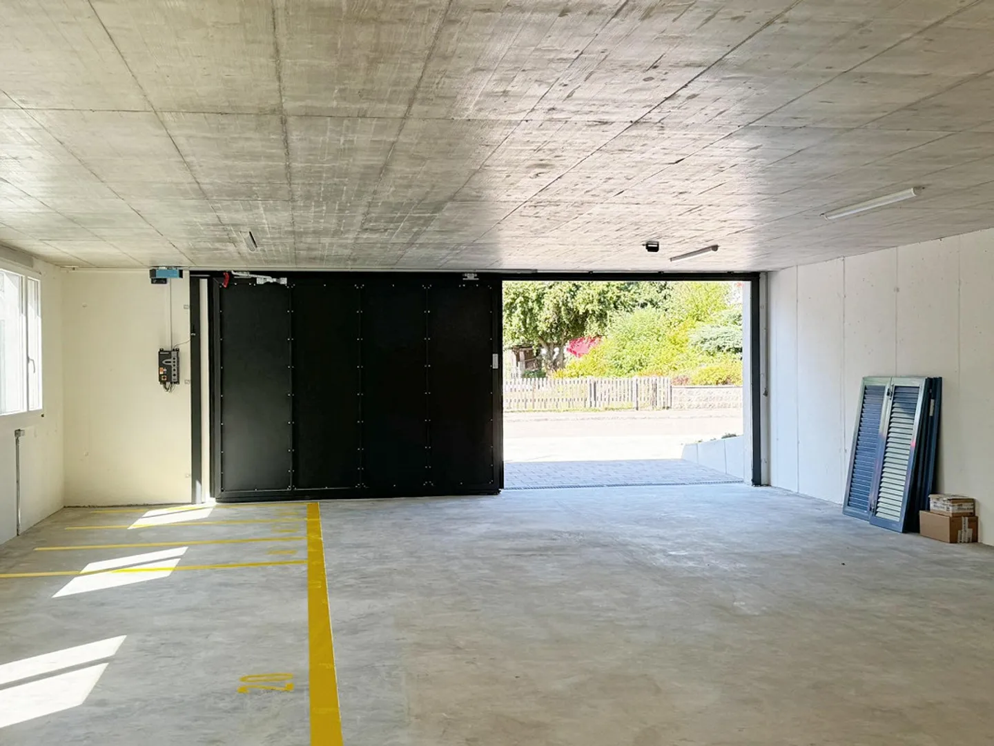 Einstellplätze in neuer Garage - Foto 5 von 6