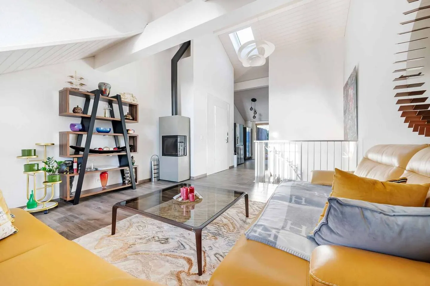 Charmante Maison Familiale avec Vue sur le Lac - Photo 1 sur 10