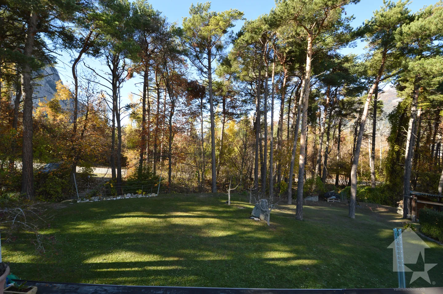 Casa bifamiliare con fascino e paradiso naturale a portata di mano - Foto 4 di 13