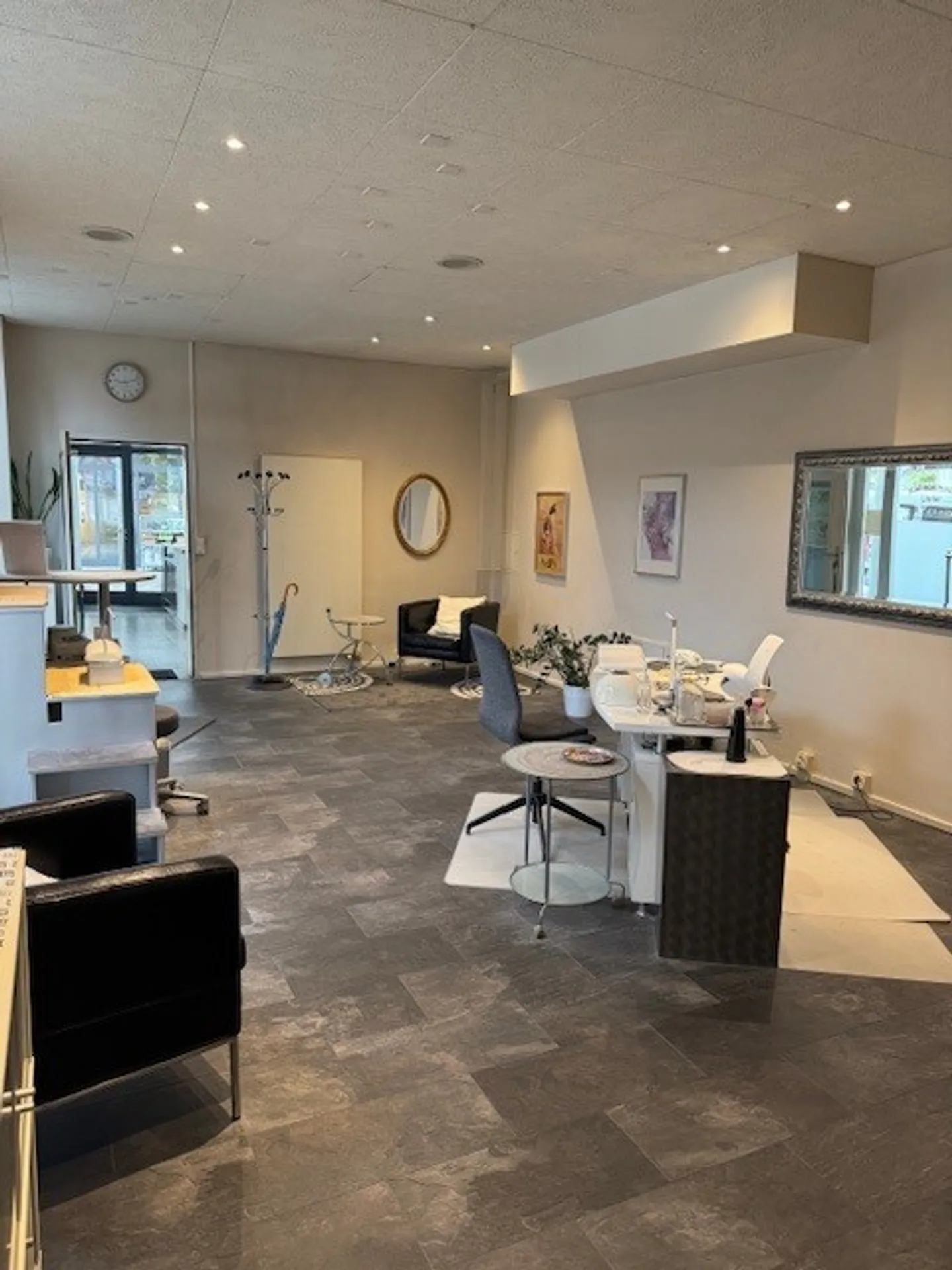 Commerce - Photo 1 sur 1