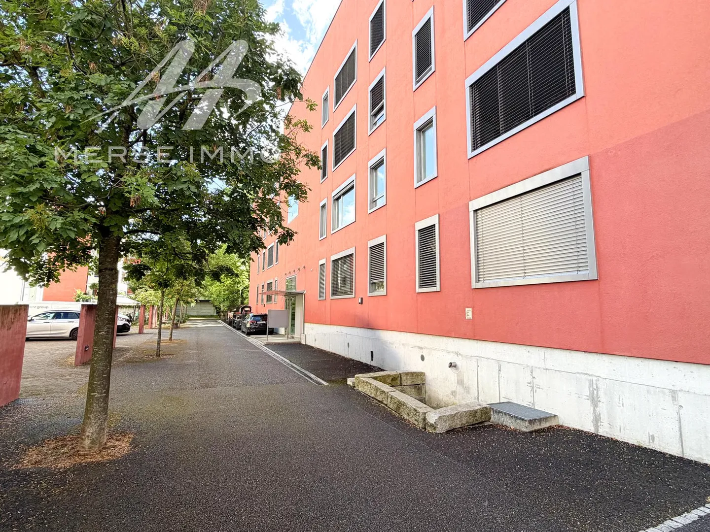 Ampio appartamento di 5,5 stanze con balcone, a pochi passi dal centro di Biel - Foto 9 di 9