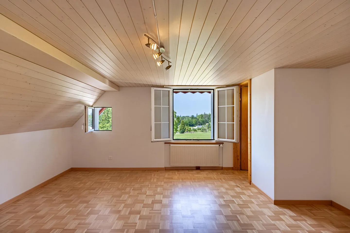 Incantevole appartamento maisonette di 4 stanze - in una posizione idilliaca - Foto 6 di 10