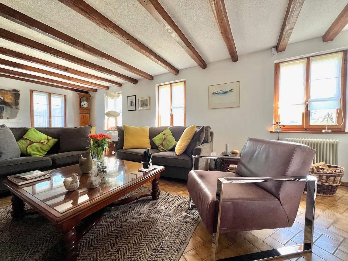 Renovated Farm with Stunning View of Châtel-St-Denis - 2 Apartments - Photo 5 of 13