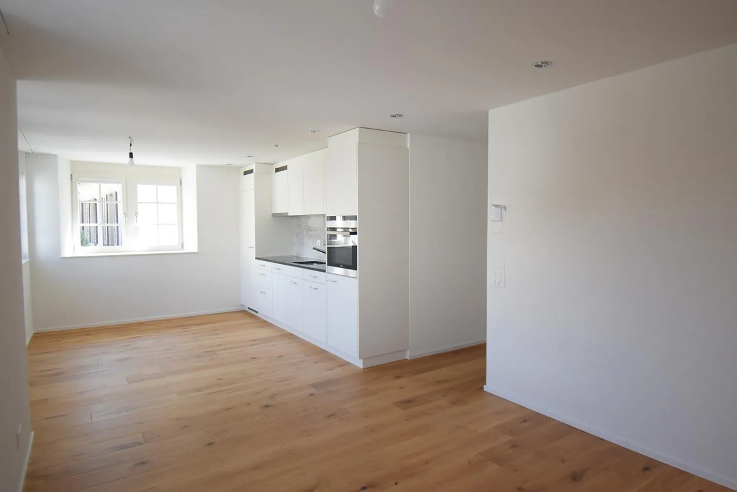 Modern Apartment by the Aare - Photo 2 of 6