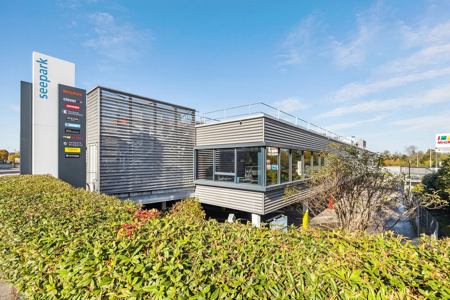 Frequentierte Ladenfläche direkt bei der Tiefgarage - Einkaufszentr... - Foto 2 von 9