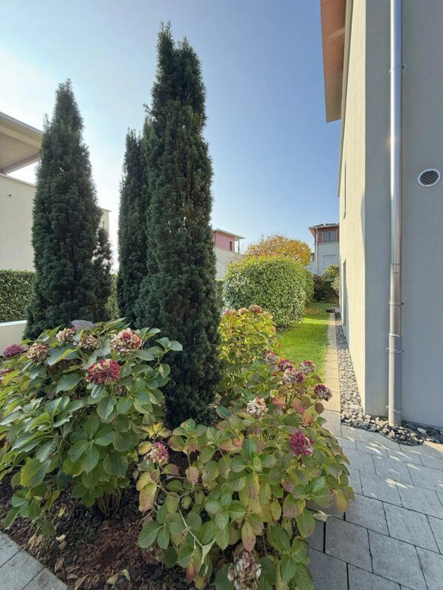 Casa familiare semi-indipendente attraente - Foto 18 di 27