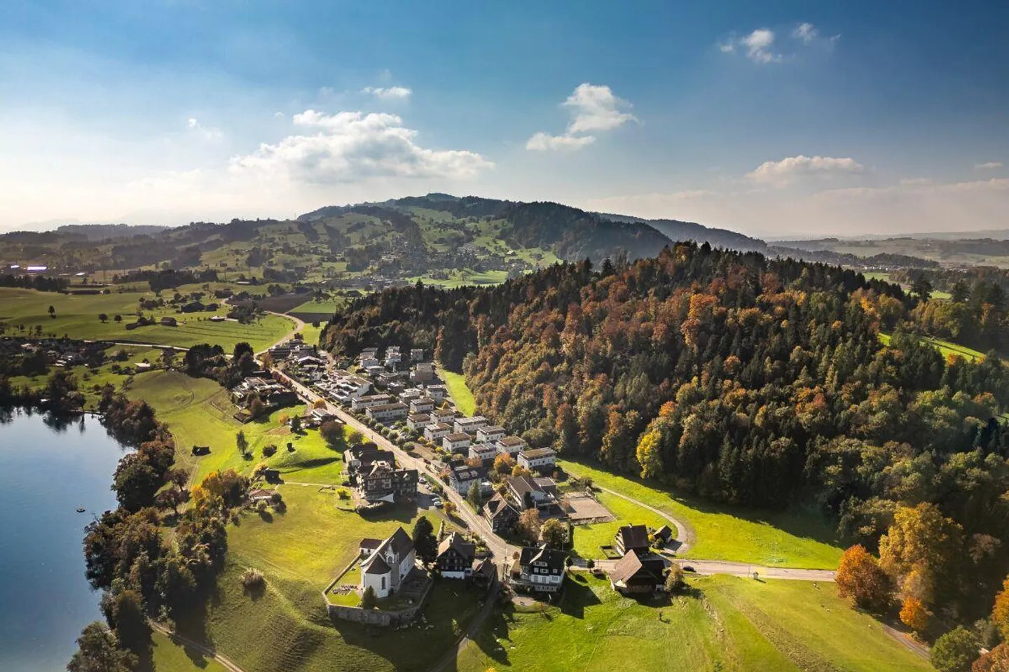 Casa familiare semi-indipendente attraente - Foto 23 di 27