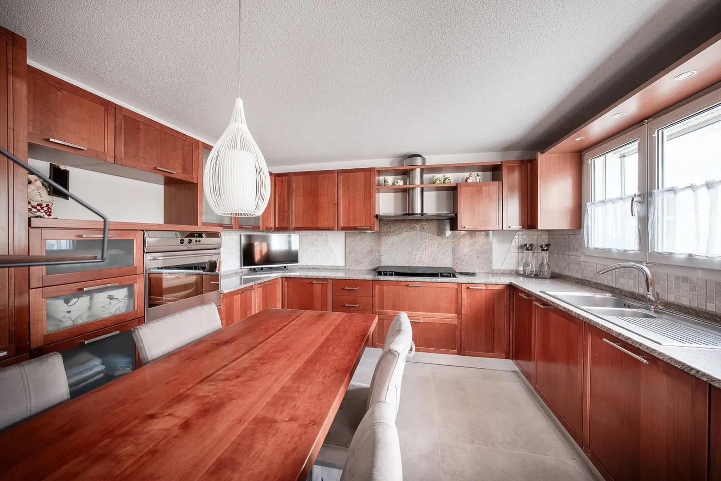 À partir du printemps/été 2026 : Maison de 6,5 pièces avec véranda et jacuzzi - Photo 8 sur 14