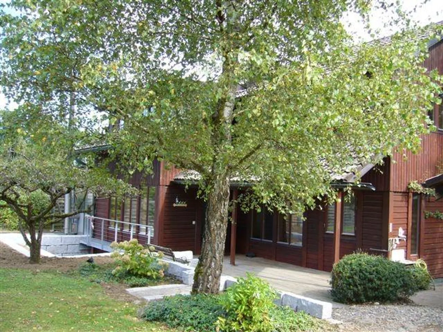Maison individuelle avec grand jardin - Photo 2 sur 2