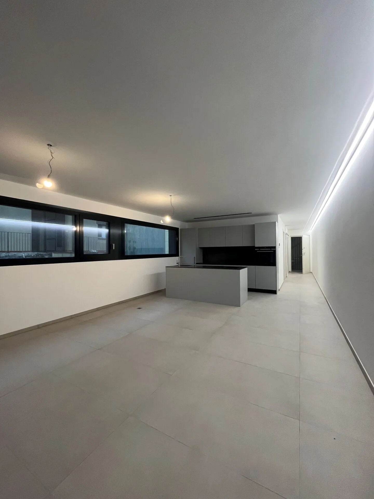 Appartamento 2.5 lcoali - 2. Wohnsitz - Solduno - Foto 1 di 10
