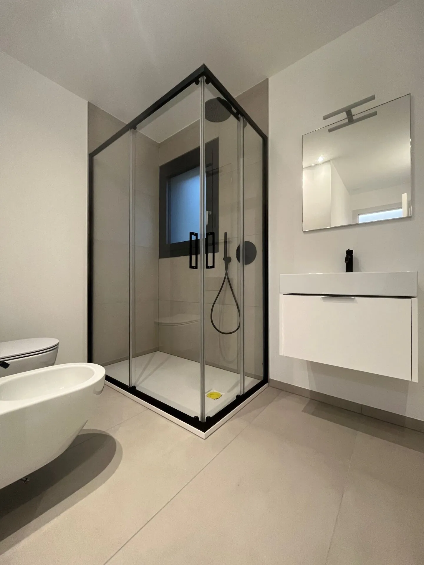 Appartamento 2.5 lcoali - 2. Wohnsitz - Solduno - Foto 9 di 10