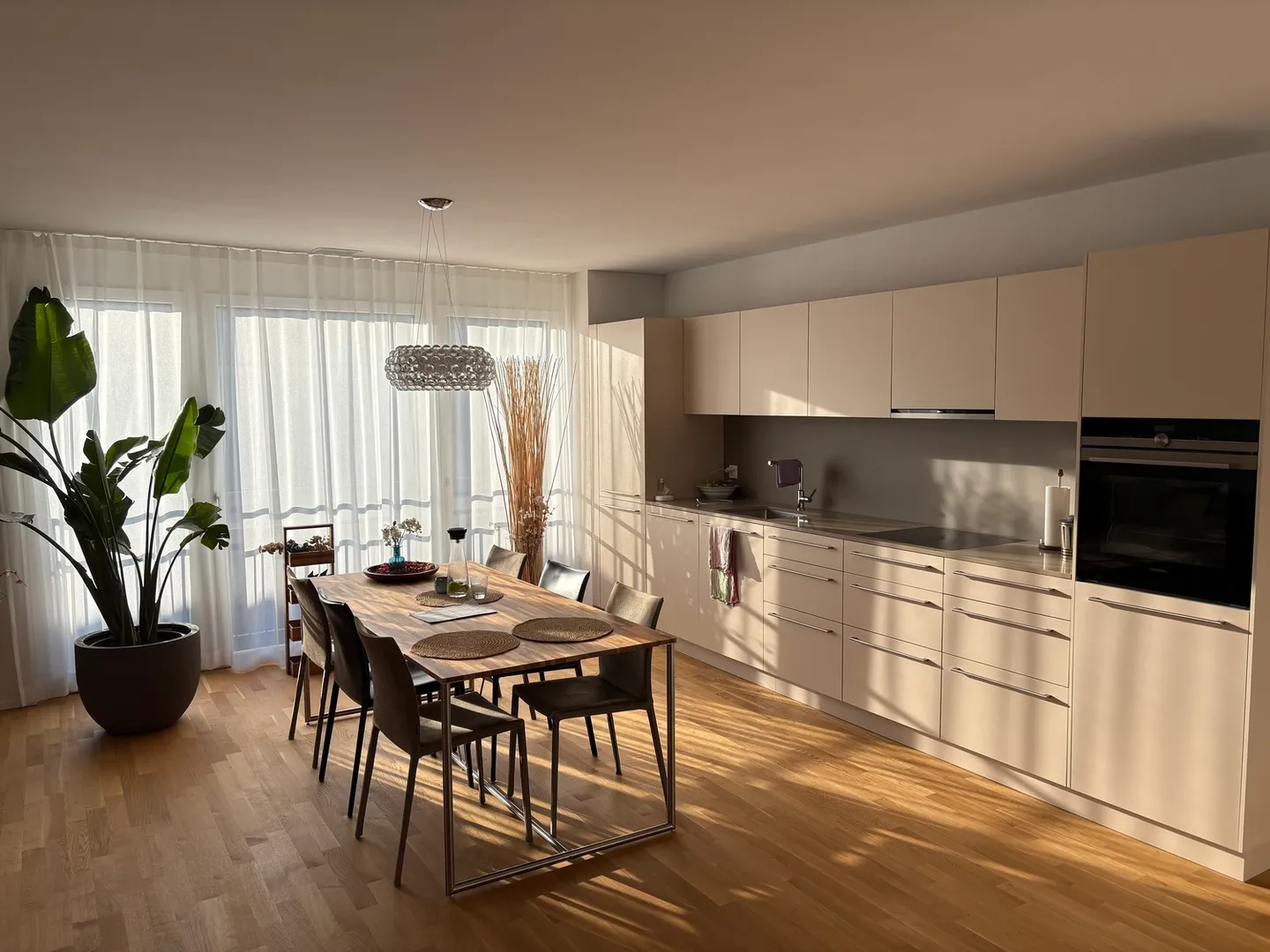 APPARTAMENTO 4½ LOCALI A WORBLAUFEN (BE), ARREDATO, TEMPORANEO - Foto 3 di 8