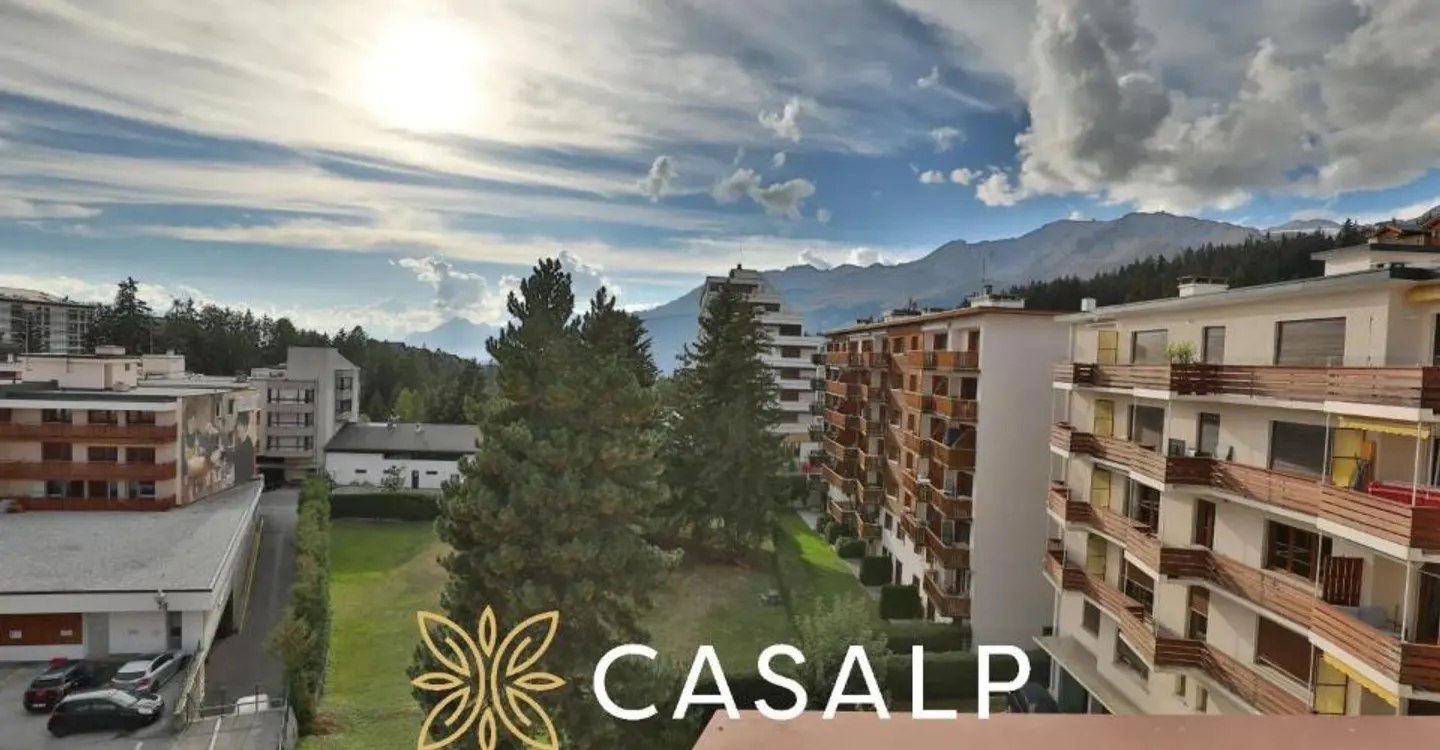 Bright 2.5-room attic in the center of Crans-Montana - Photo 8 of 11