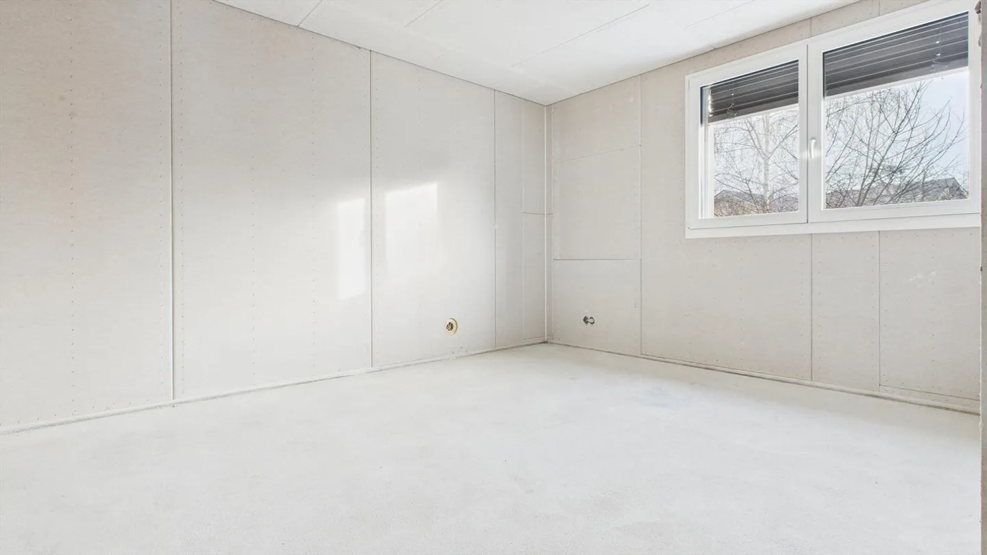 New Construction: 3.5 Rooms, Elevator, Photovoltaics, Parking Garage - Photo 9 of 10