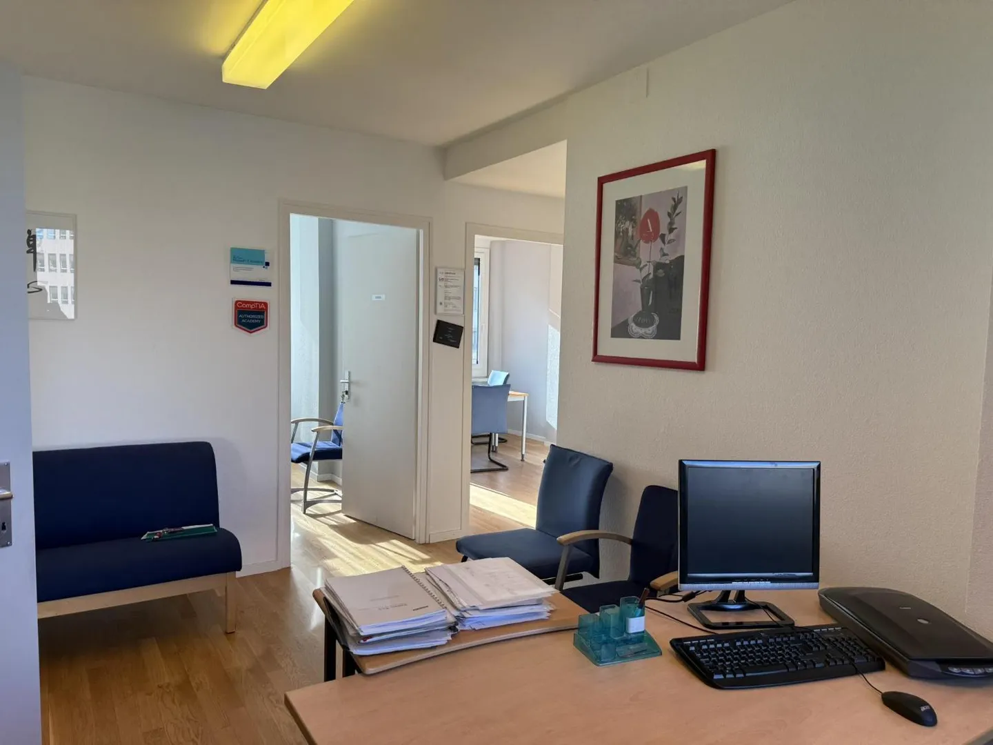 Bureau de premier choix aux Acacias - Photo 2 sur 8