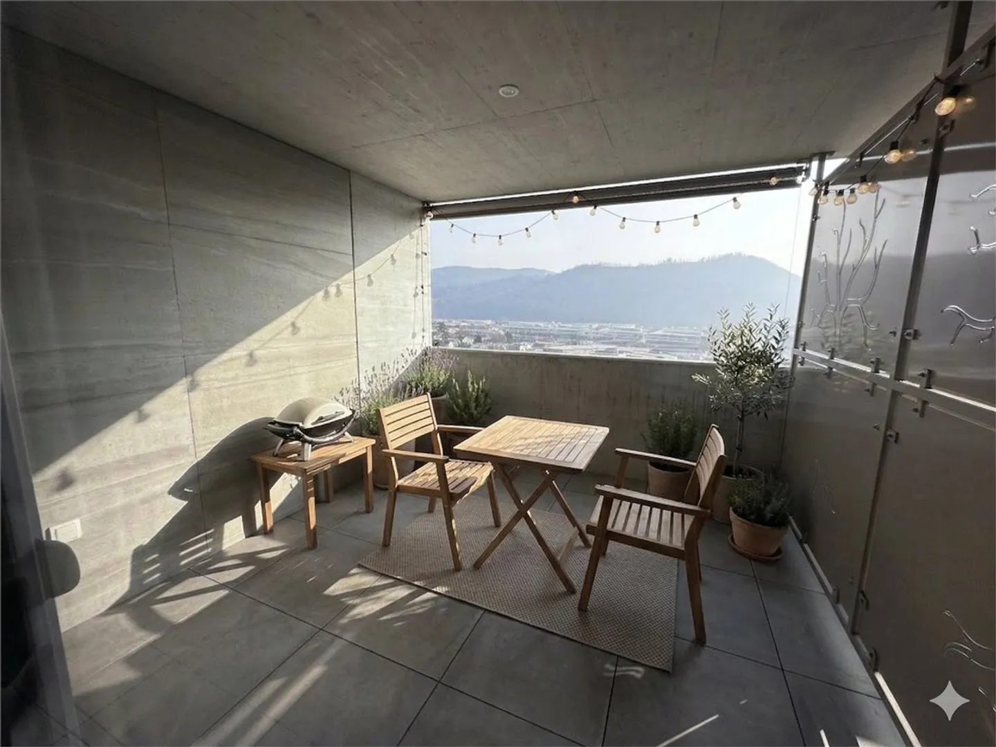 Modernes Apartment mit Terrassen - Foto 8 von 15